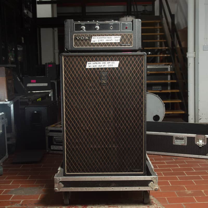 Vox Foundation Bass head & Supreme cab owned by Noel Gallagher - OASIS tour gear image 1