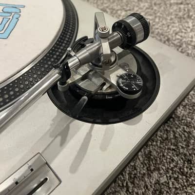 Technics SL-1200MK2 1979 - 2010 - Silver image 5