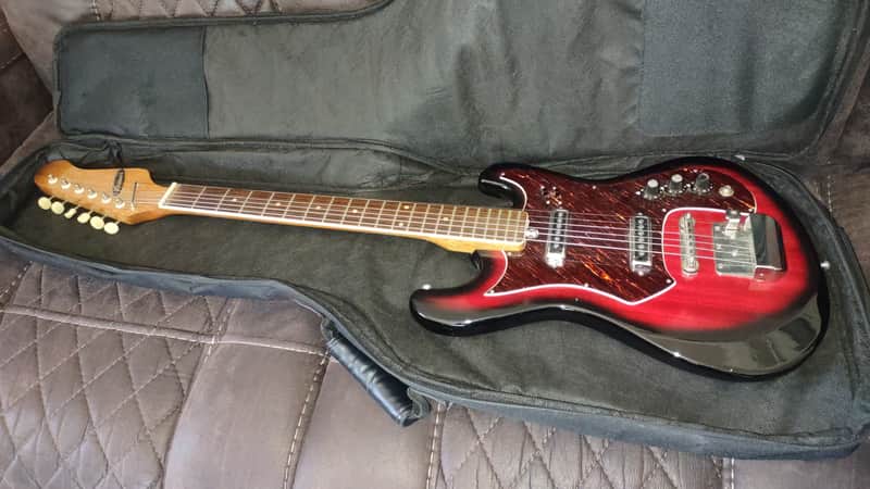 Daimaru Model 811 1960's - Cherry Sunburst image 1