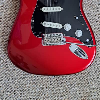 Fender American Special Stratocaster 2015 - Candy apple red / maple, + Fender case image 2
