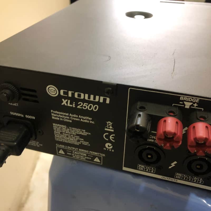 2010s Crown XLI 2500 2-Channel 750-Watt Power Amp Black