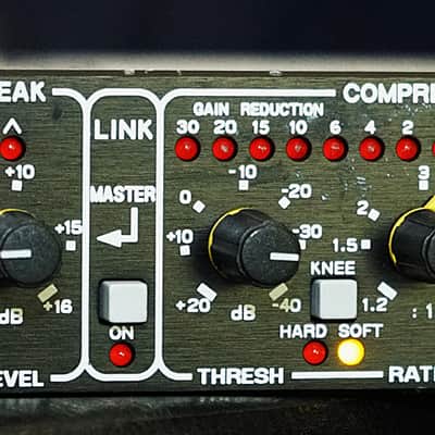 Drawmer DL441 Quad Auto Compressor Limiter DL 441 4-Channel Compressor/Limiter image 3