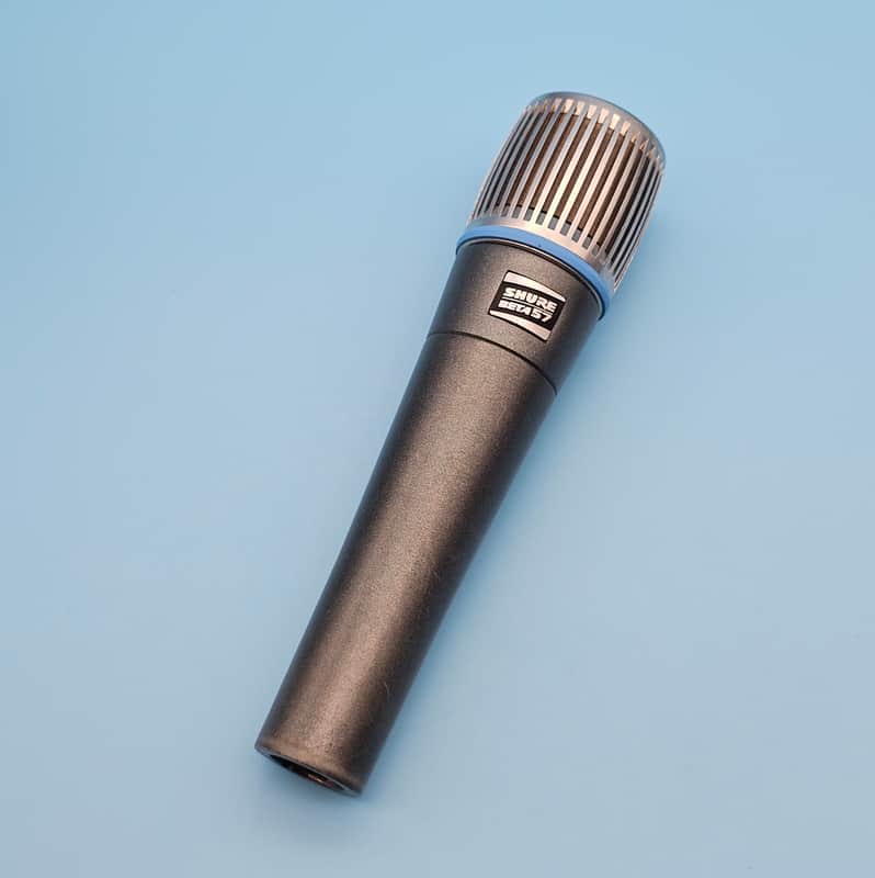 Shure BETA 57 Supercardioid Dynamic Microphone