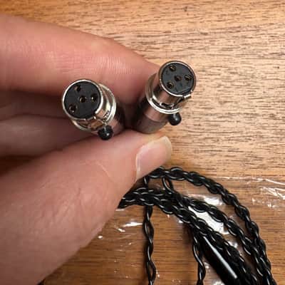 Audeze LCD Series Standard Combo Cable + XLR to 6.35mm Adapter, Balanced Cable + 4-Pin XLR to 6.35mm Stereo Adapter image 3