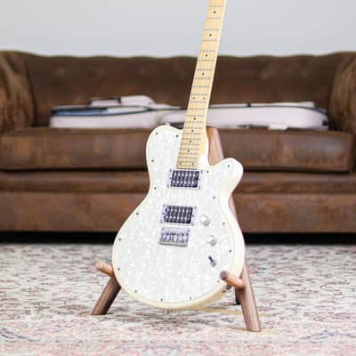 Godin Radiator 2000 | White Pearloid image 1
