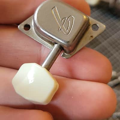 Fender F Tuners - F logo - Vintage - 1968 - White Cream Ivory Pegs - full kit image 12