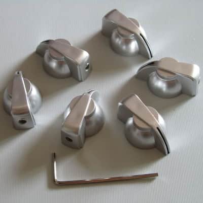 6 Pieces Guitar and Bass Brass Chicken Head Amplifier AMP Knobs in Chrome image 1