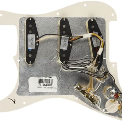 Fender #0992342500 - Pre-Wired Strat Pickguard, Custom Shop Texas Special SSS, Tortoise Shell image 2