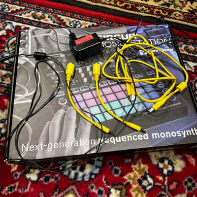 Novation Circuit Mono Station Paraphonic Synthesizer 2017 - 2021 - Black image 3