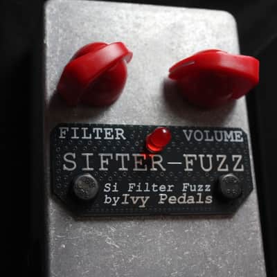 Ivy Pedals Sifter Fuzz - Silver/Red Si Filter Fuzz 2025 image 1