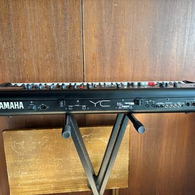 Yamaha YC73 73-key Stage Keyboard w/ gig bag image 8