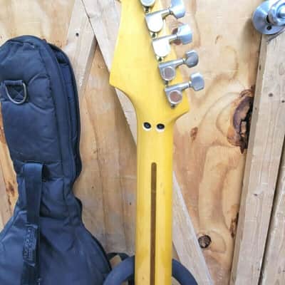 Vintage Kramer Pacer USA Made Circa 1982, Candy Apple Red, "Strat" Headstock w/Bag image 9