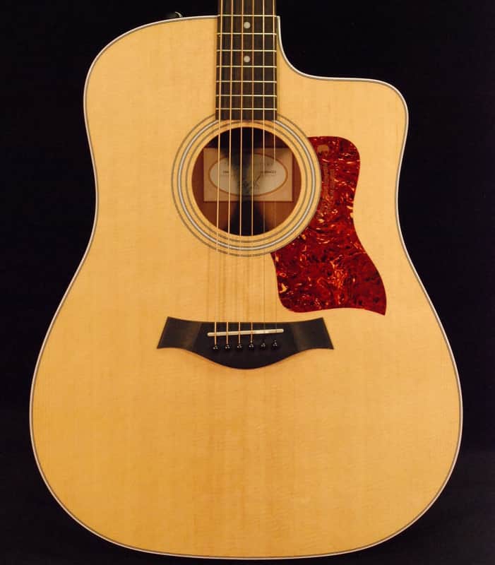 Taylor 210ce 2009 - 2015 image 5