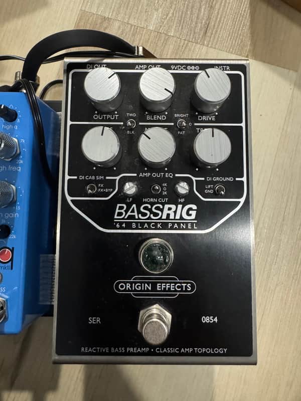 Origin Effects BASSRIG '64 Black Panel