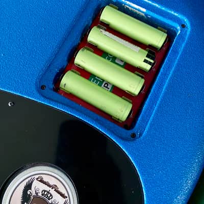 Electrophonic Model one Guitarmadillo - Blue image 15