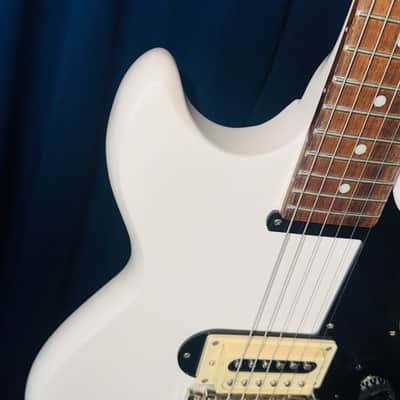 Epiphone Joan Jett Signature Olympic Special 2022 - 2025 - Aged Classic White image 8