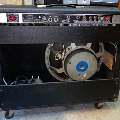 Fender Vibrosonic Reverb 1979 - Silver Face - Export Model 117-240 Volt image 2