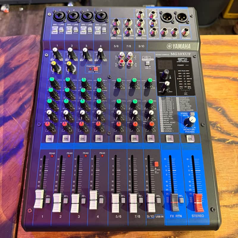 Yamaha MG10XUF 10 Channel Analog Mixer 2018 - Present - Black image 1