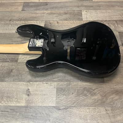 2011 Squier Precision Bass w/GB 8.5 LBS image 12