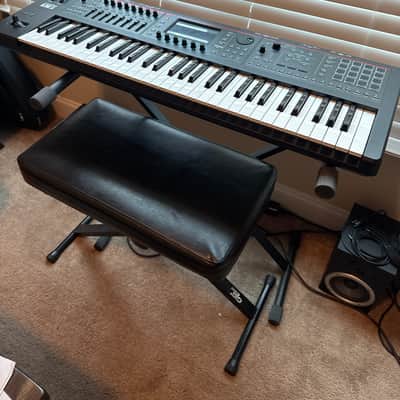 Roland FANTOM-06 61-Key Workstation Keyboard 2022 - Present - Black