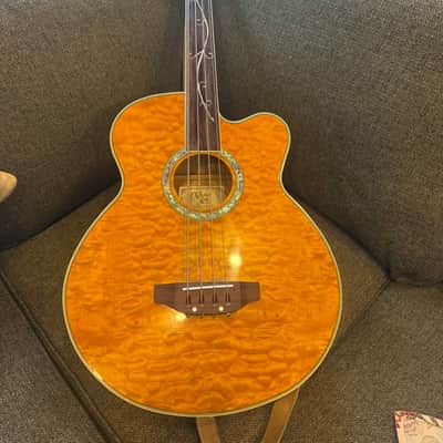 Michael Kelly Dragonfly Fretless Acoustic Bass 4 String with Fishman Electronics Blond Quilted image 3