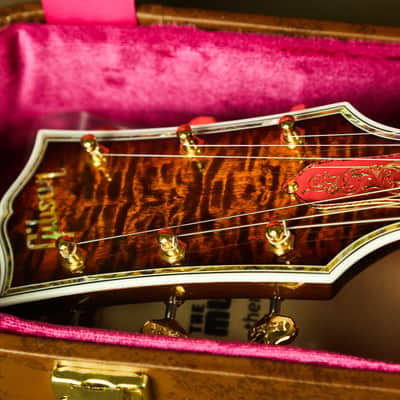 Gibson Les Paul Super Custom Carved Art Piece Electric Guitar image 24