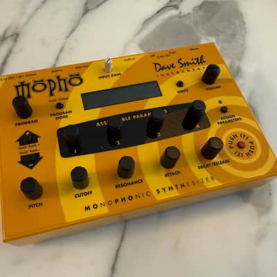 Dave Smith Instruments Mopho Desktop Monophonic Synthesizer 2008 - 2016 - Yellow
