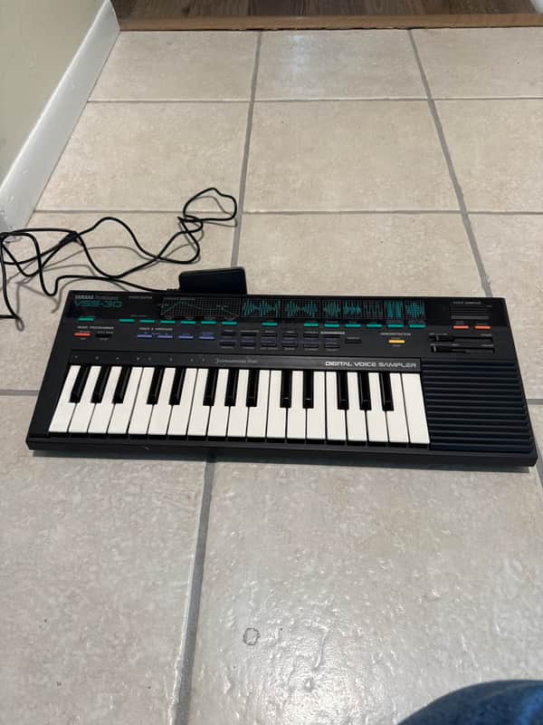 Yamaha VSS-30 Voice Sampler 1987 - Black image 1