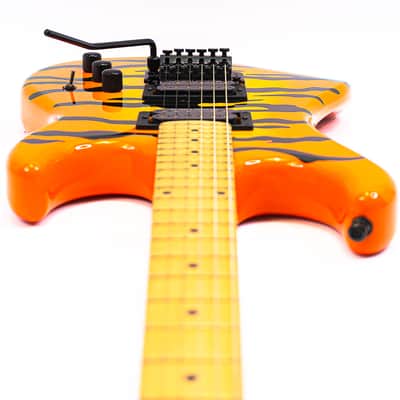 2011 Kramer Pacer Vintage Electric Guitar – Tiger Finish – Floyd Rose – Seymour Duncan JN / JB image 10