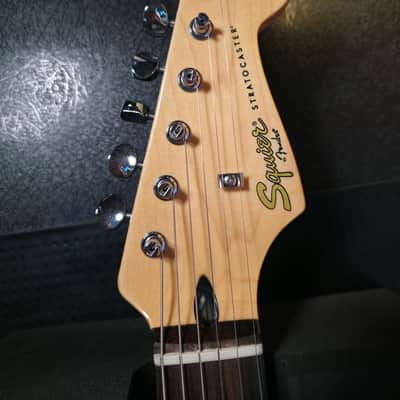 Squier Vintage Modified Surf Stratocaster 2012 - 2018 - Sonic Blue image 11