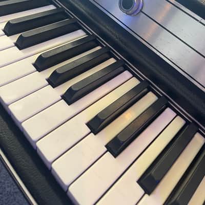 Wurlitzer 200A 1970s Black image 4