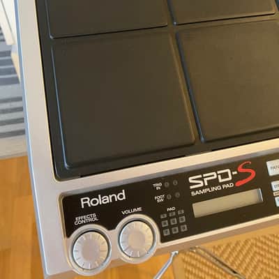 Roland SPD-S multipad with a stand image 2
