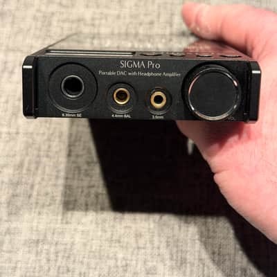 Questyle SIGMA Pro Portable Bluetooth DAC with Headphone Amplifier 2026 - Black image 3