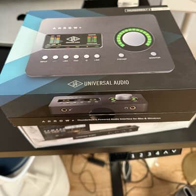 Universal Audio Arrow 2x4 Thunderbolt 3 Interface with Solo DSP Processor 2010s - Gray image 7