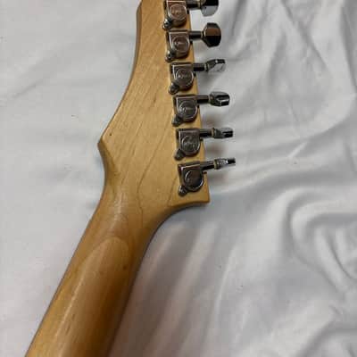 Used B.C Rich Bronze Series Warlock Electric Guitar Local Pickup Item image 6