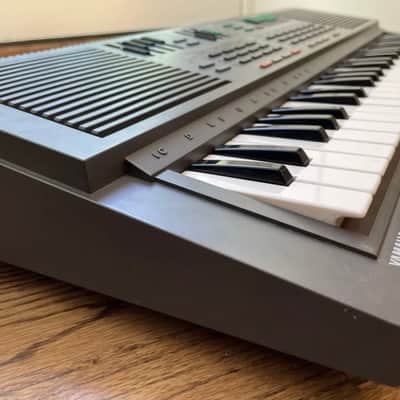Yamaha PSS-460 49-VTG Key Synthesizer Keyboard w/ Power Cable- Tested And Works! image 7