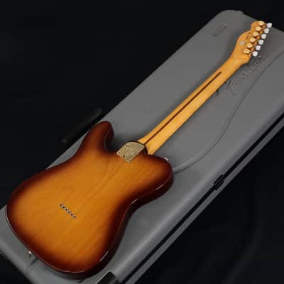 Fender USA 75th Anniversary Commemorative Telecaster with Maple Fingerboard, 2-Color Bourbon Burst Fender [US20098803] (06/17) image 7