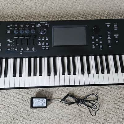 Yamaha MODX6 Synthesizer 2018 - Present - Black