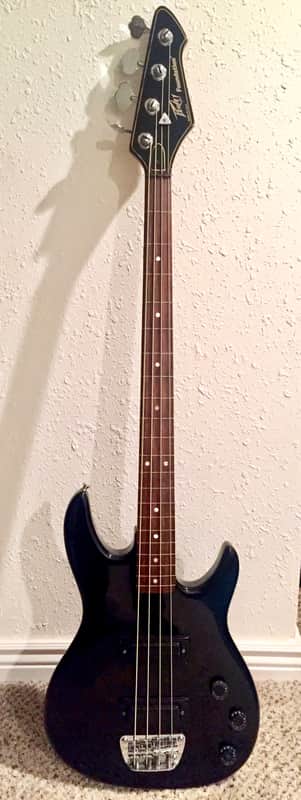 Peavey Foundation 4 String Fretless Bass 1985 Black image 1