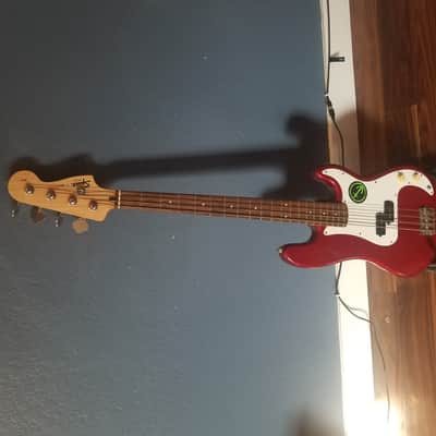 Squier Precision P Bass Candy Apple Red image 1
