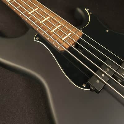 Yamaha BB735A Active 5 String Matte Black Bass w/bag image 13