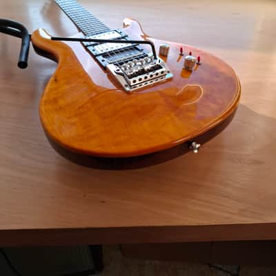 Hohner Professional SG Lion – Rare 3-Humbucker Edition 80s - Wood image 8