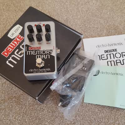 Electro-Harmonix Nano Deluxe Memory Man 2021 - Present - Silver / Black image 1