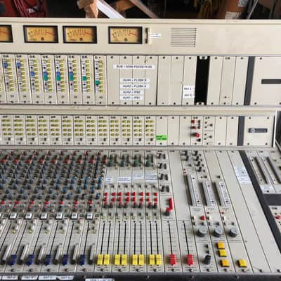 Mixing Console, Studio/Broadcast 40 channel Auditronics 900 unknown Beige image 2
