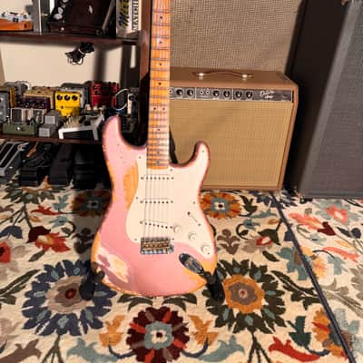 Fender Custom Shop LTD ’57 Stratocaster Heavy Relic – Burgundy Mist Metallic – GC Exclusive