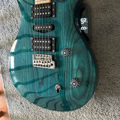 PRS SE Swamp Ash Special 2023 - Present - Iri Blue image 7