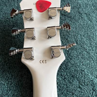 Hagstrom Fantomen 2010s - White w/ Hardshell Case image 7