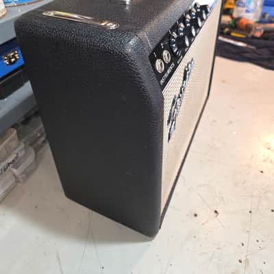 Fender Vibro Champ 1966 - Black Vinyl image 3
