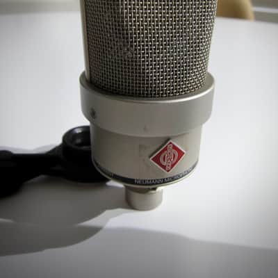 Neumann Microphone Type TLM 103 with Yoke Circa-2000s-Brushed Silver image 6