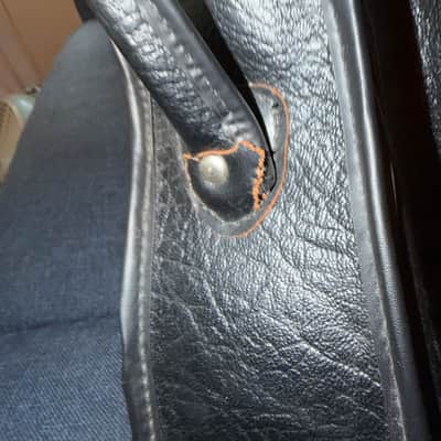 Victoria Luggage Fender Gig Bag 1963 - Leather image 8